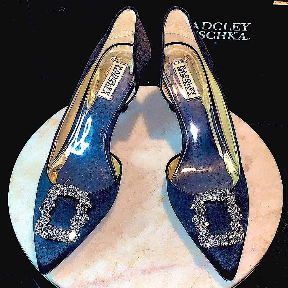 BADGLEY MISCHKA FABIA II PUMPS SHOES BLACK SATIN CRYSTALS SIZE 9 1/2 NEW